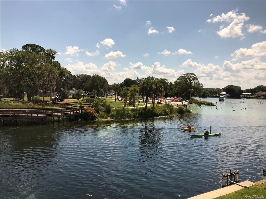 home for sale at 16 Beach Lane, Crystal River, FL 34429 in Magnolia Lodge