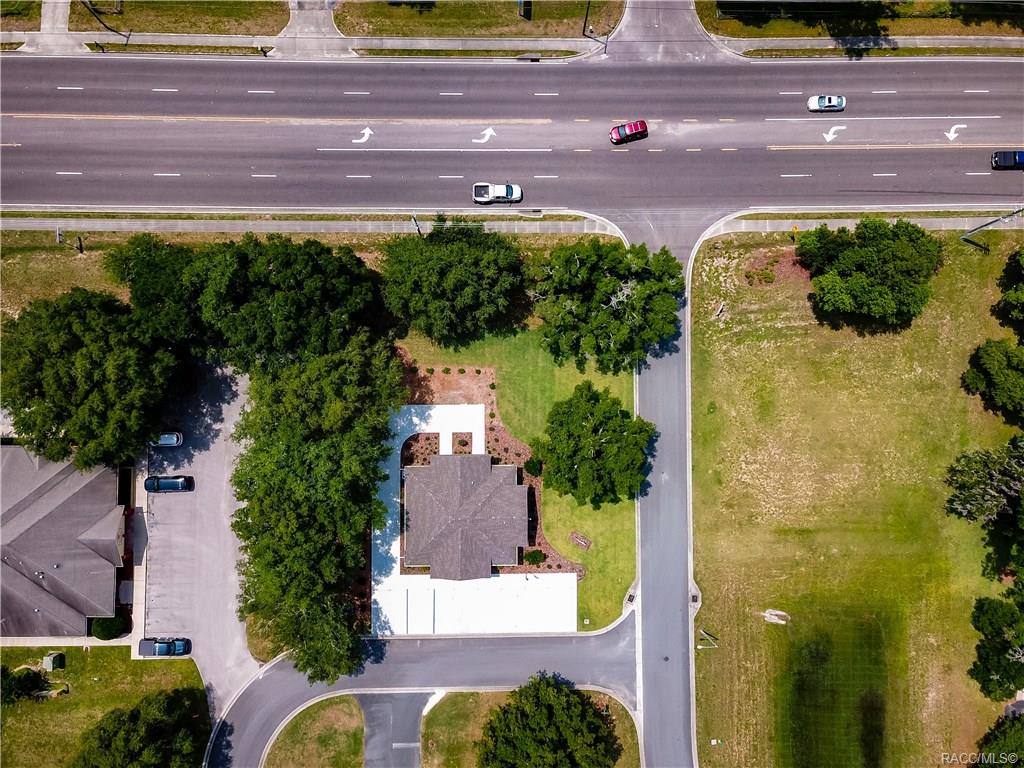 home for sale at 6001 W Nordling Loop, Crystal River, FL 34429 in Meadowcrest