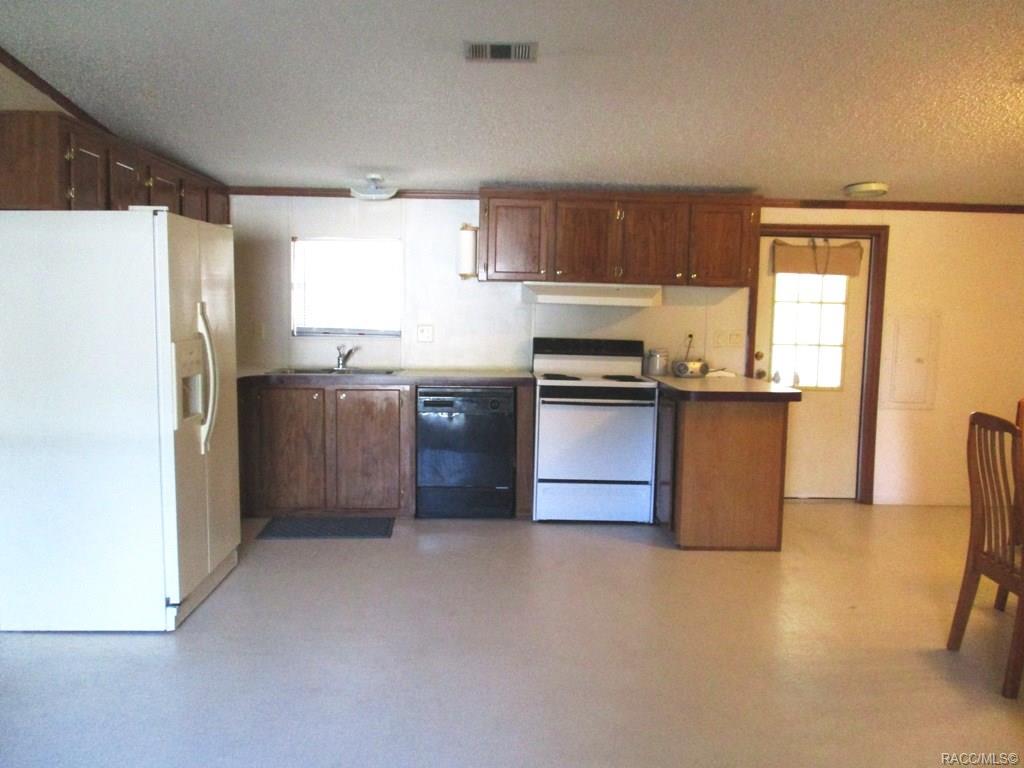 home for sale at 476 S Honey Bear Way, Lecanto, FL 34461 in Cinnamon Ridge