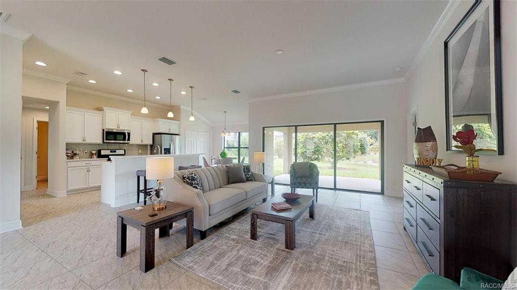 Citrus Hills Canterbury Lake Estates Property Information 2552 N