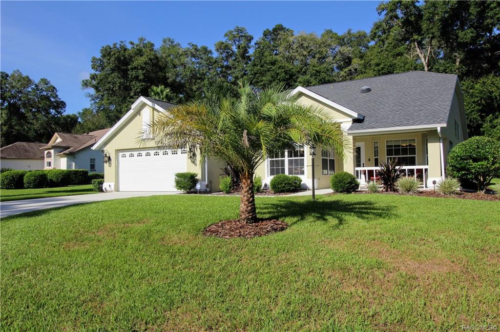 home for sale at 9710 SW 190th Terrace Road, Dunnellon, FL 34432 in Rainbow Springs
