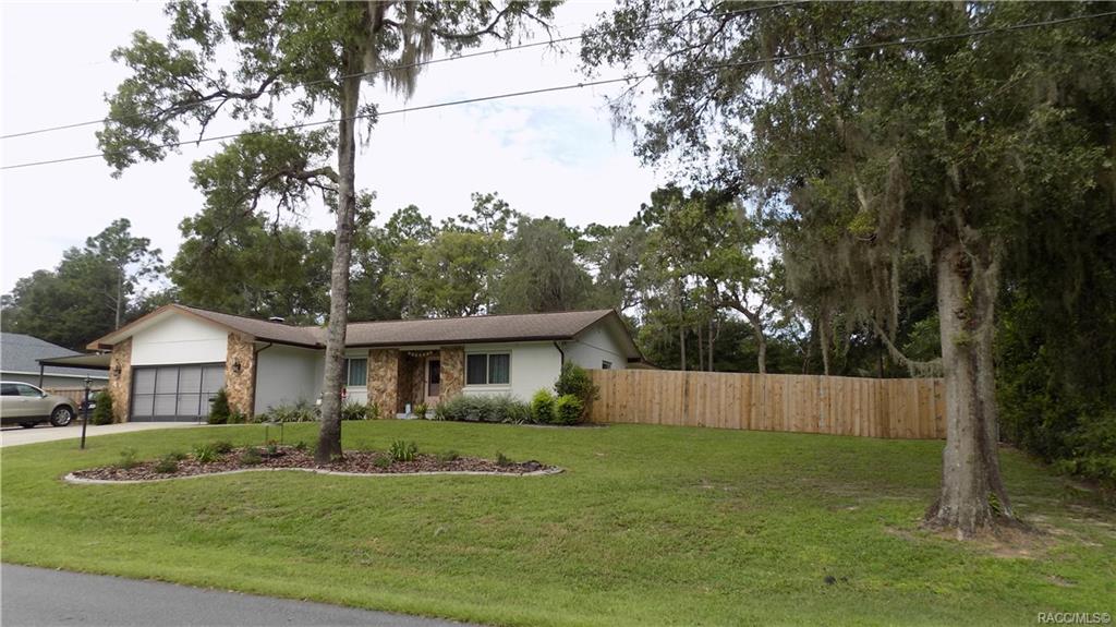 home for sale at 5580 S Marathon Terrace, Inverness, FL 34452 in Inverness Highlands West