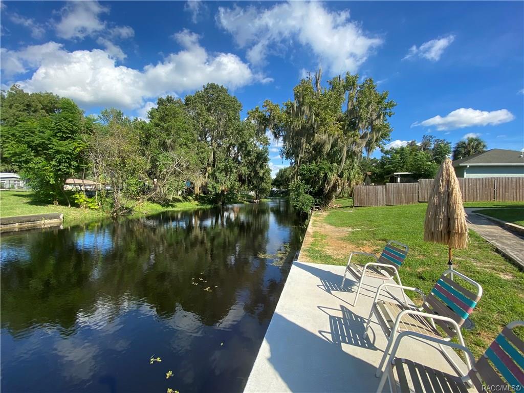 home for sale at 1795 S Cove Walk, Inverness, FL 34450 in Lake Tsala Gardens