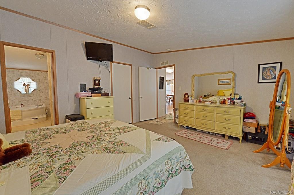 home for sale at 2791 E Buck Court, Inverness, FL 34452 in Deerwood
