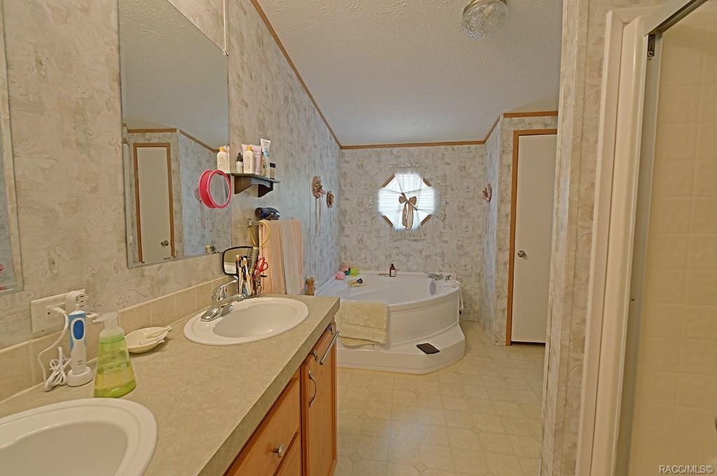 home for sale at 2791 E Buck Court, Inverness, FL 34452 in Deerwood