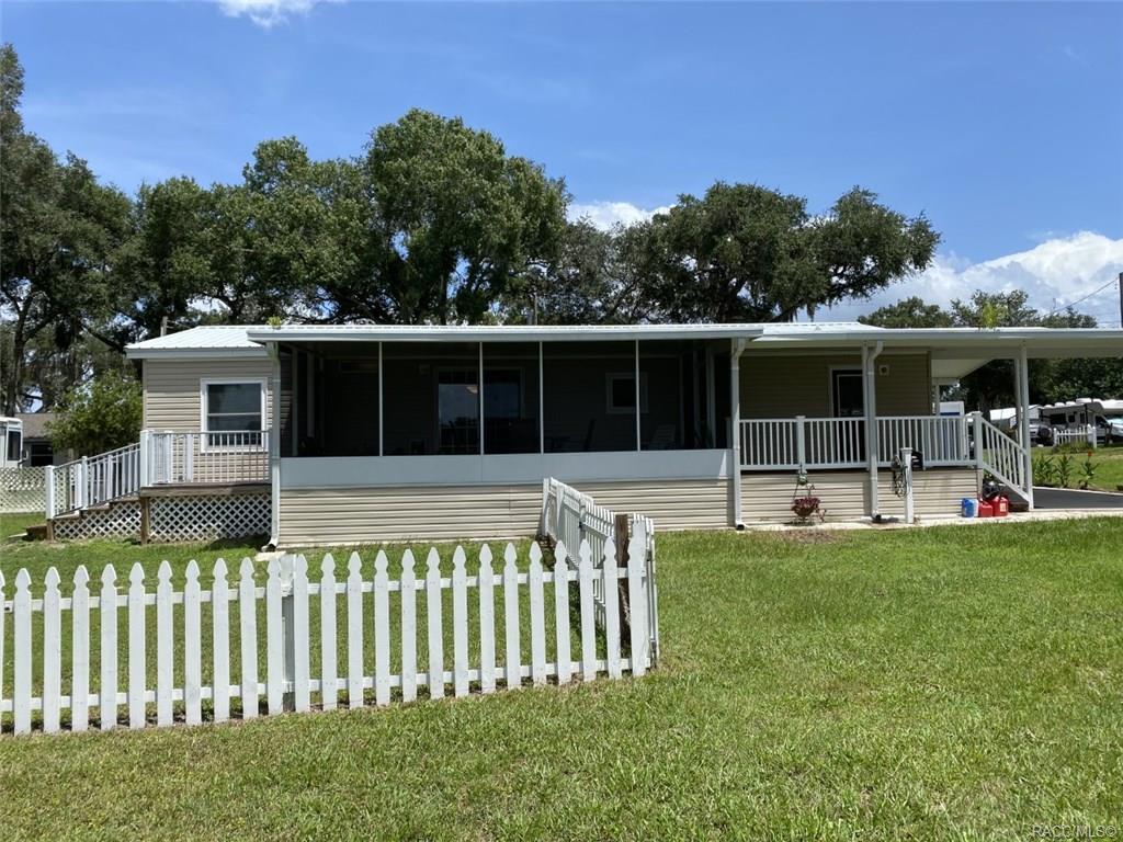 home for sale at 4399 E Lake Park Drive, Hernando, FL 34442 in Apache Shores