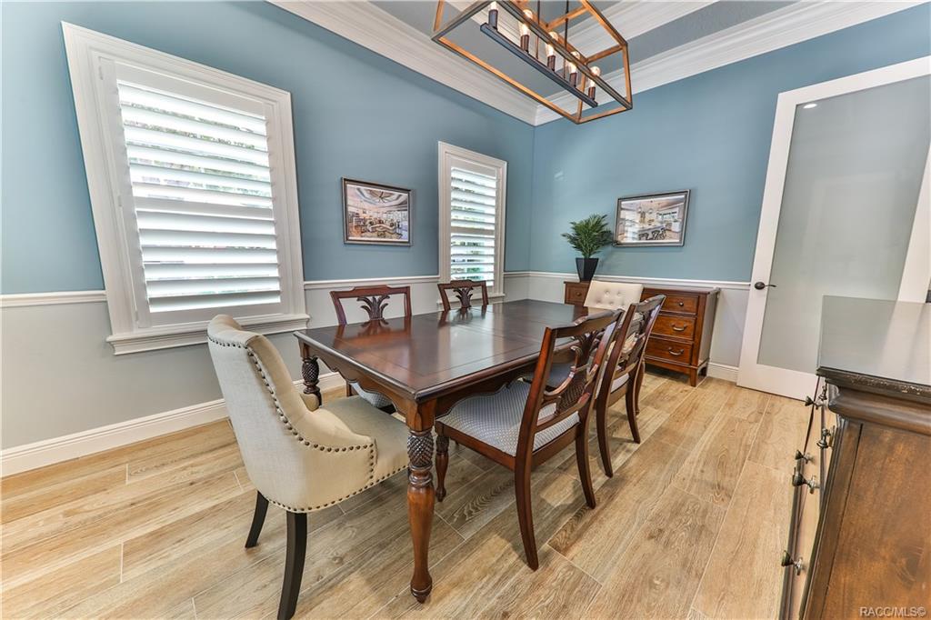 home for sale at 6001 W Nordling Loop, Crystal River, FL 34429 in Meadowcrest
