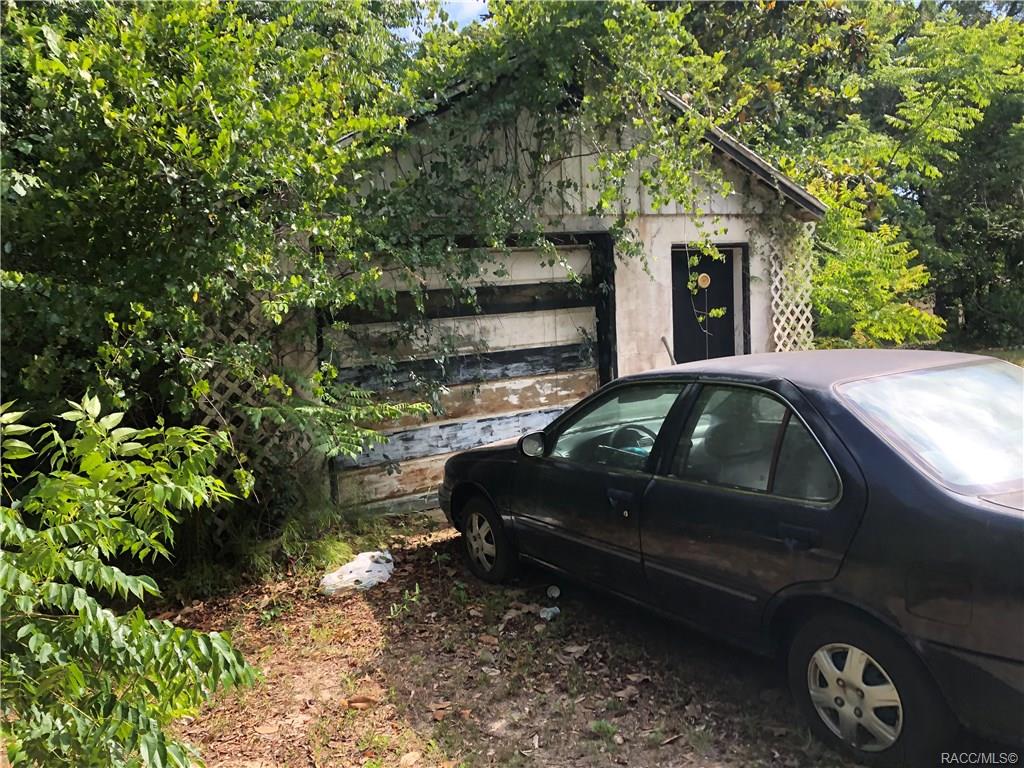 home for sale at 8560 E Marvin Street, Floral City, FL 34436 in Citrus County