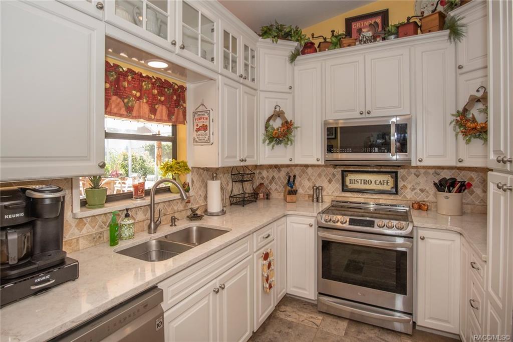 home for sale at 5664 W Paul Bryant Drive, Crystal River, FL 34429 in Connell Heights