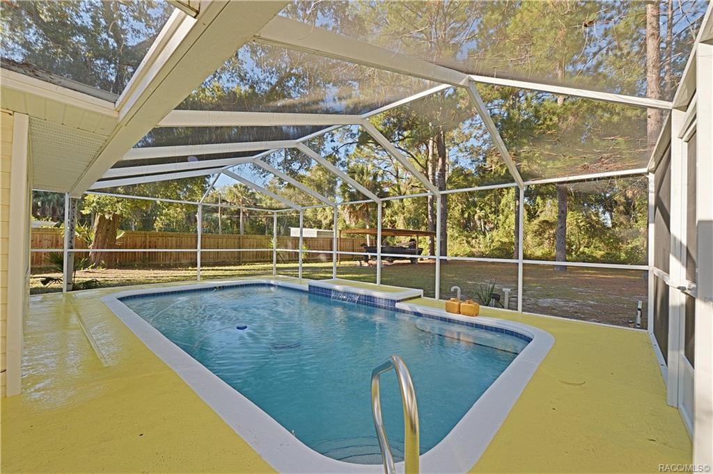 home for sale at 1150 N Fan Palm Point, Crystal River, FL 34429 in LaJolla Palms
