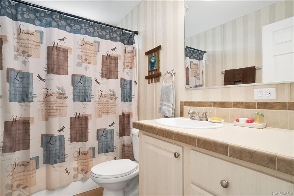home for sale at 5168 W Rochelle Street, Homosassa, FL 34446 in Oak Forest Estates