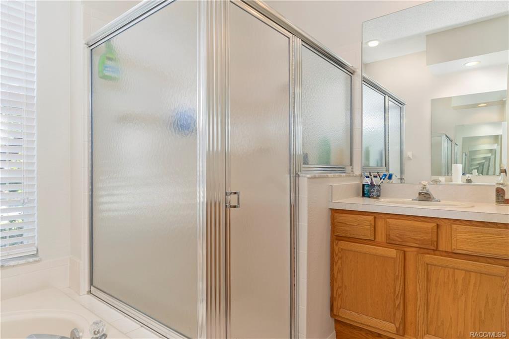 home for sale at 5668 W Hunters Ridge Circle, Lecanto, FL 34461 in Crystal Oaks