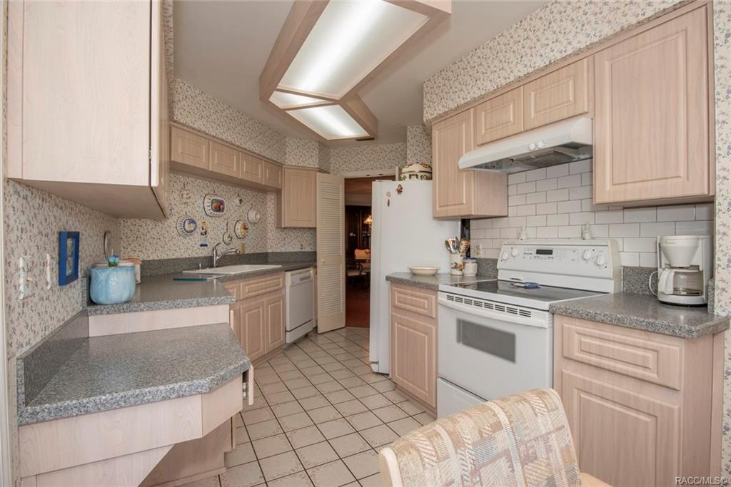 home for sale at 3694 N Laurelwood Loop, Beverly Hills, FL 34465 in Lakeside Village