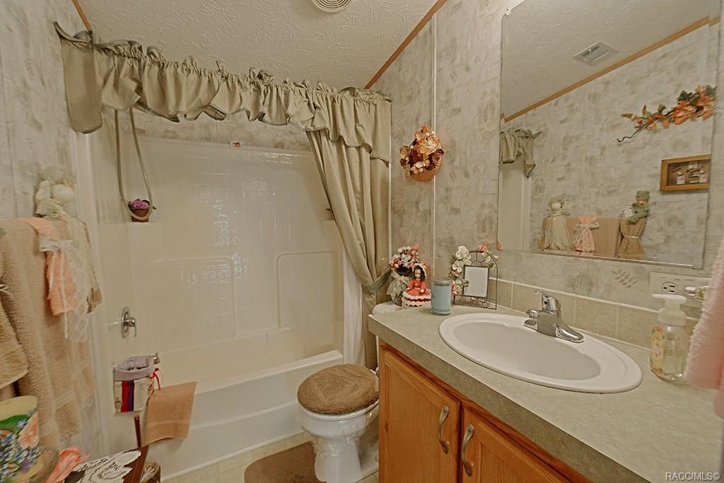 home for sale at 2791 E Buck Court, Inverness, FL 34452 in Deerwood
