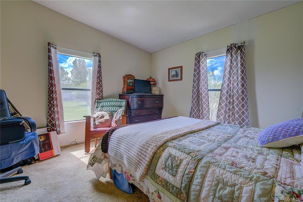 home for sale at 11581 Citrus Avenue, Crystal River, FL 34428 in Lake Rousseau