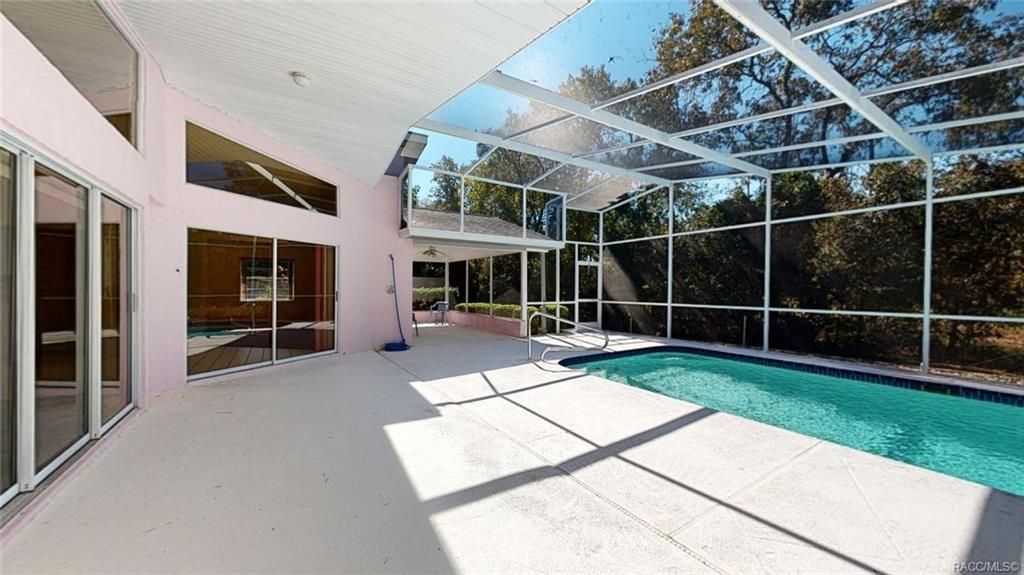 home for sale at 24 Sycamore Court W, Homosassa, FL 34446 in Sugarmill Woods