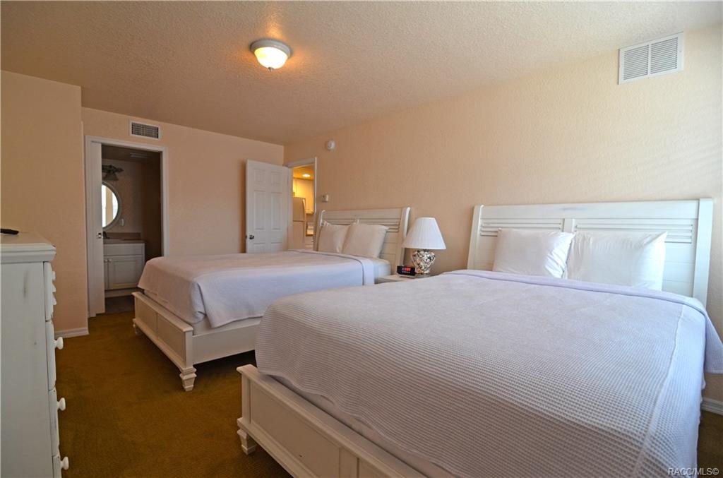 home for sale at 5291 S Cherokee Way, Homosassa, FL 34448 in Riverside Villas