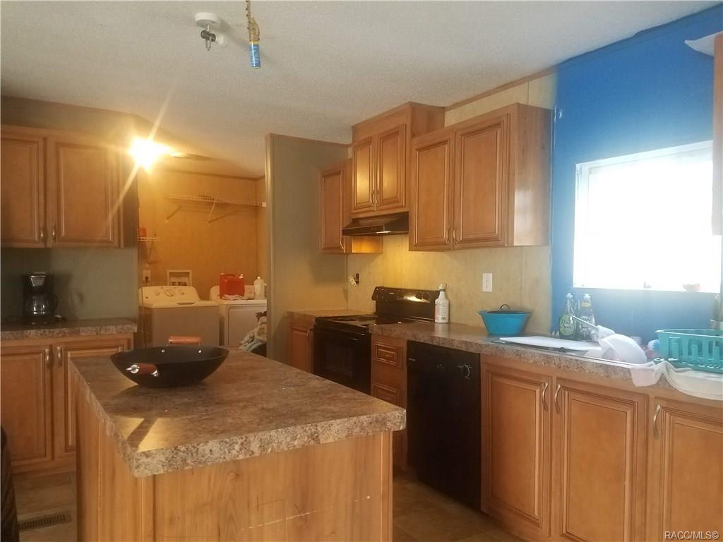 home for sale at 5515 W State Street, Homosassa, FL 34446 in Oak Forest Estates