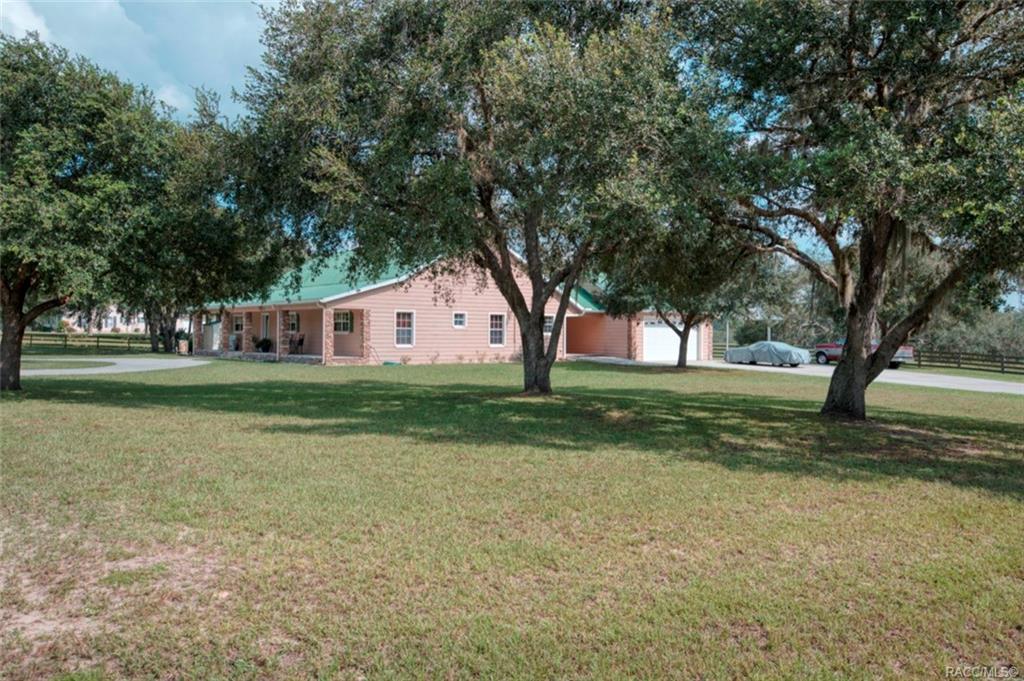 home for sale at 6597 N San Juan Terrace, Crystal River, FL 34428 in Shamrock Acres