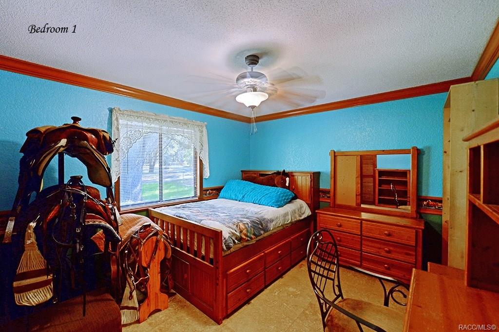 Woodridge Country Est. Property Information 9224 N Eubanks Terrace