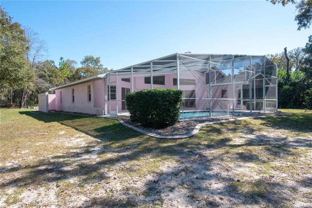 home for sale at 24 Sycamore Court W, Homosassa, FL 34446 in Sugarmill Woods