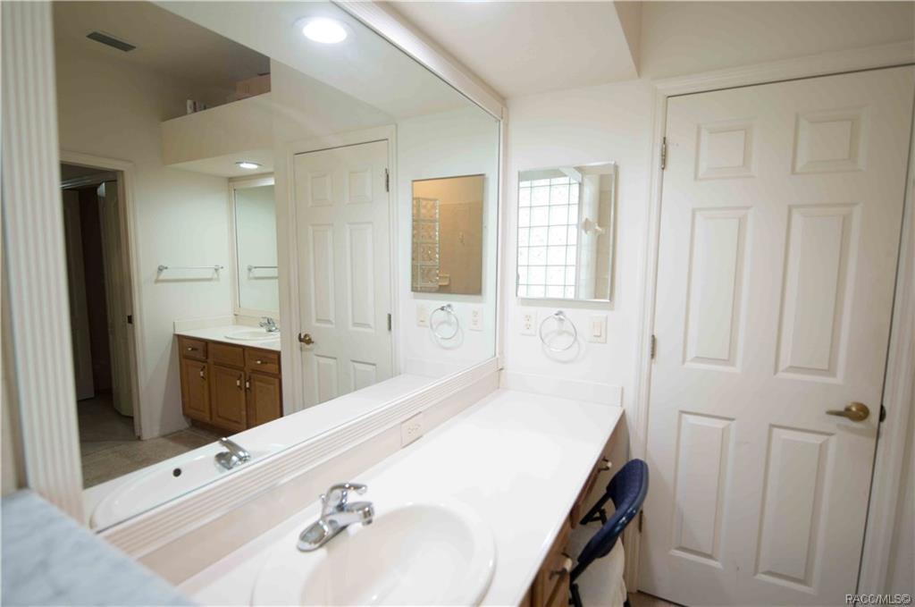home for sale at 577 W Doerr Path, Hernando, FL 34442 in Citrus Hills - Hillside Villas