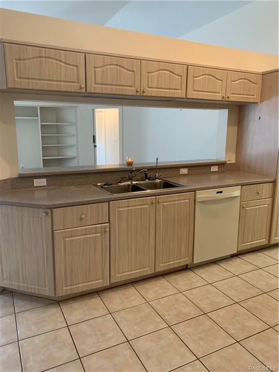 home for sale at 1 Enclave Point S, Homosassa, FL 34446 in Sugarmill Woods