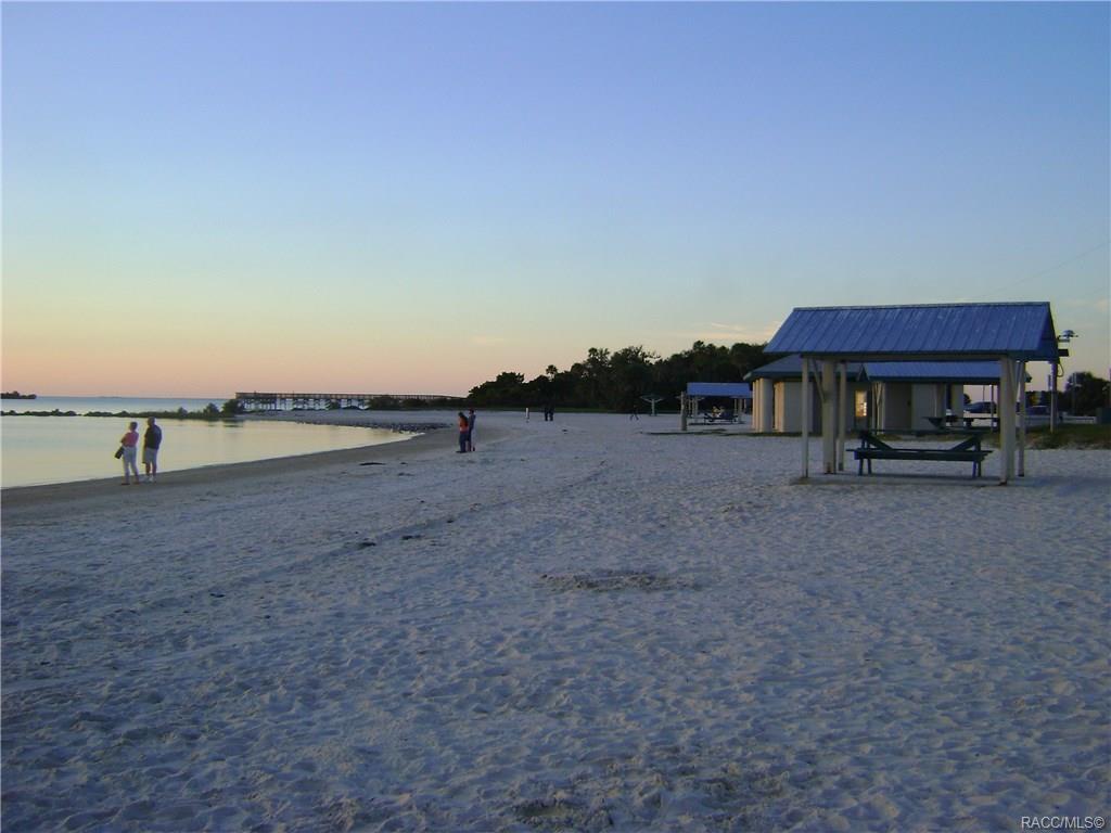home for sale at 1571 N Endicott Point, Crystal River, FL 34429 in Meadowcrest - Fairmont Village