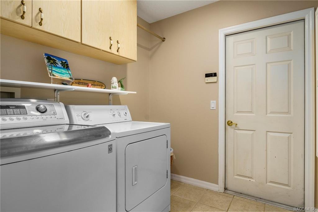 home for sale at 1991 W Tall Oaks Drive, Beverly Hills, FL 34465 in Pine Ridge