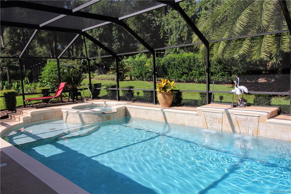 home for sale at 9710 SW 190th Terrace Road, Dunnellon, FL 34432 in Rainbow Springs
