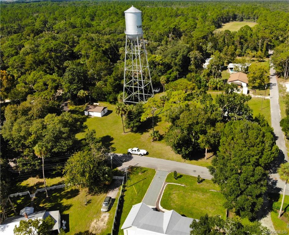 home for sale at 5109 Riverside Drive, Yankeetown, FL 34498 in Levy County