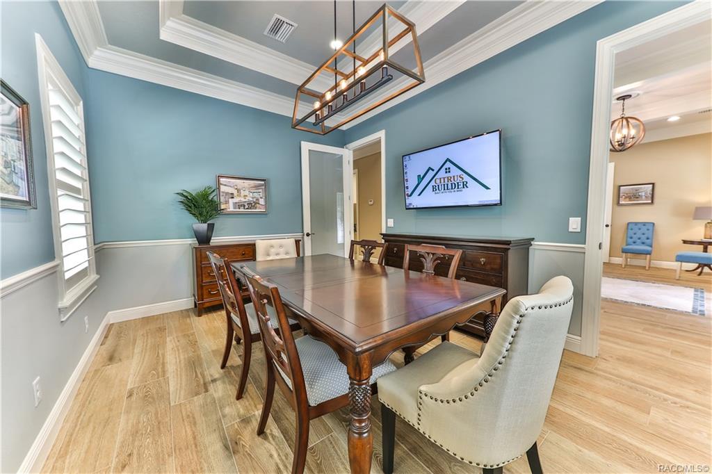 home for sale at 6001 W Nordling Loop, Crystal River, FL 34429 in Meadowcrest