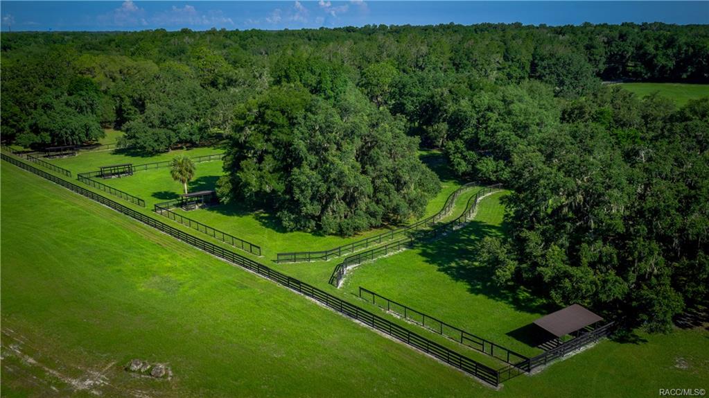 home for sale at 10218 E Trails End Road, Floral City, FL 34436 in Farms