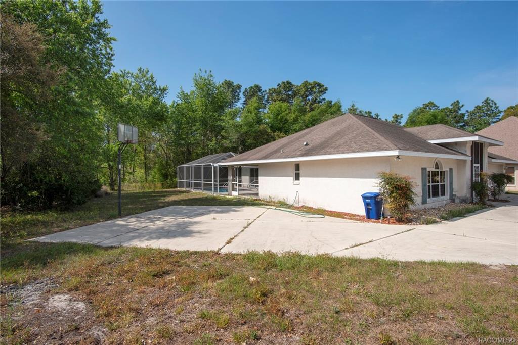 home for sale at 1388 E Cleveland Street, Hernando, FL 34442 in Citrus Hills - Presidential Estates