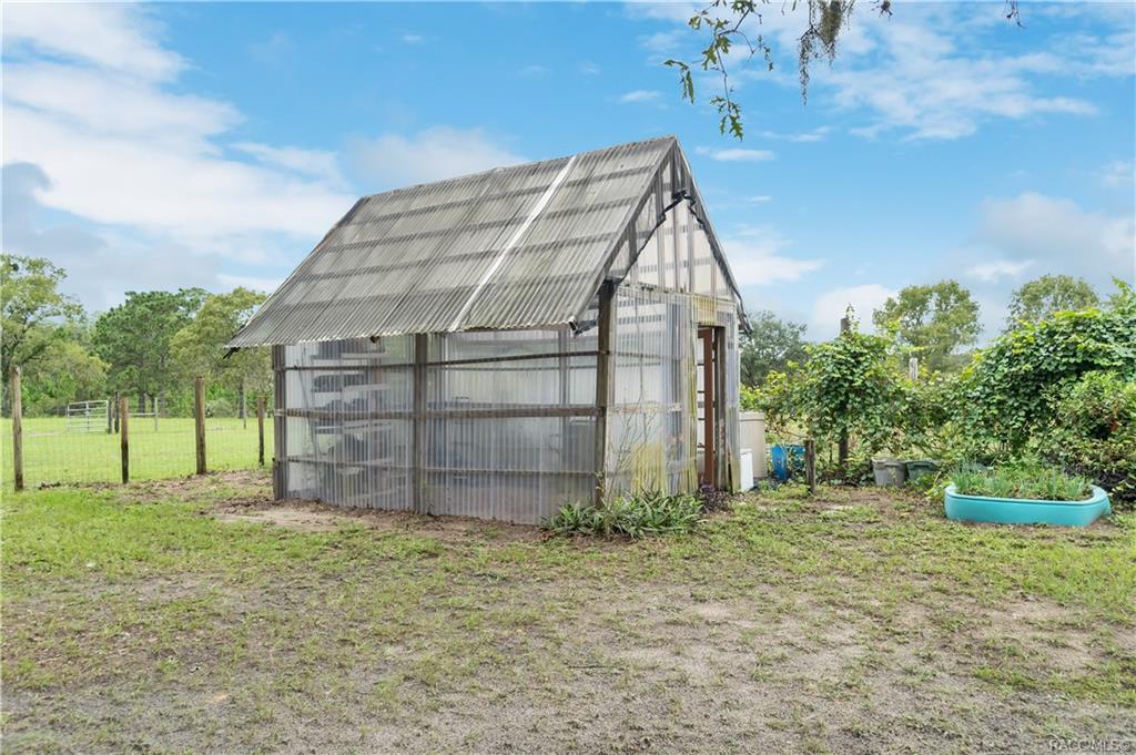 home for sale at 9350 SE Cr 337, Dunnellon, FL 34431 in Levy County