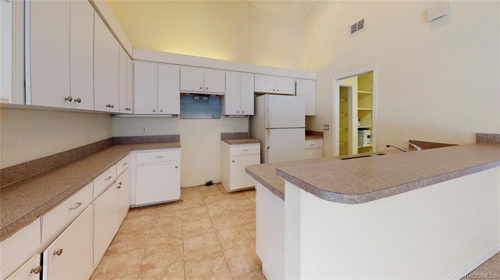 home for sale at 1388 E Cleveland Street, Hernando, FL 34442 in Citrus Hills - Presidential Estates
