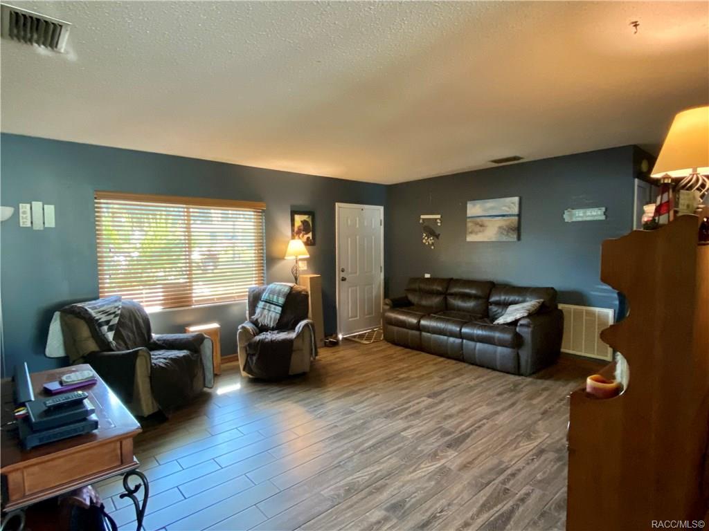 home for sale at 1795 S Cove Walk, Inverness, FL 34450 in Lake Tsala Gardens