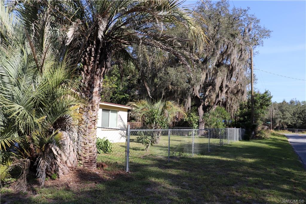 home for sale at 806 Shelly Terrace, Inverness, FL 34450 in Inverness Highlands South