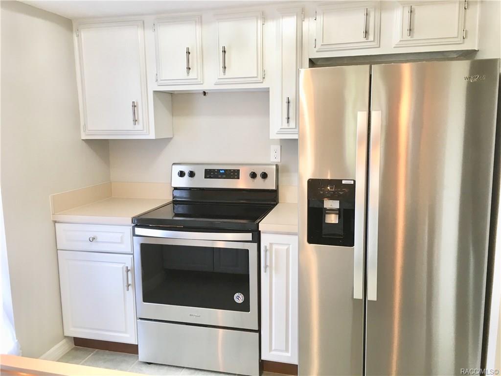 home for sale at 11269 W Bayshore Drive, Crystal River, FL 34429 in Bay Villas
