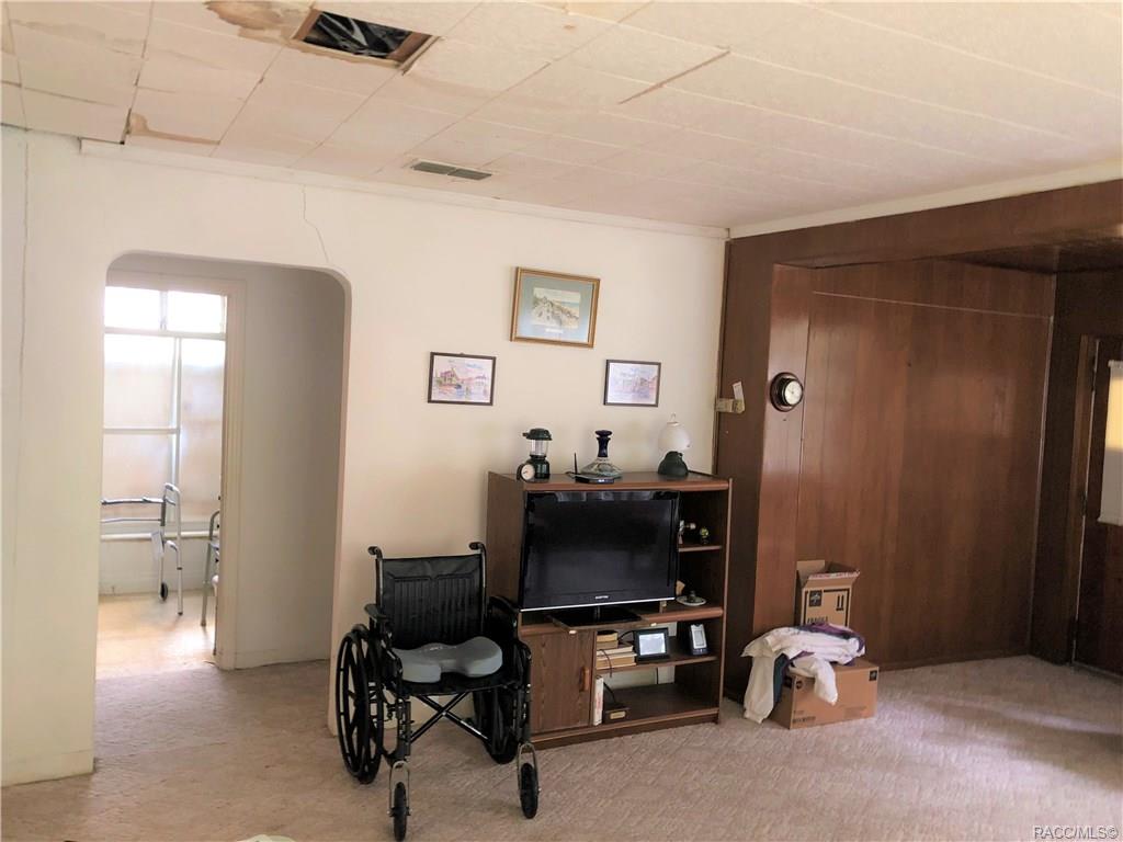 home for sale at 8560 E Marvin Street, Floral City, FL 34436 in Citrus County