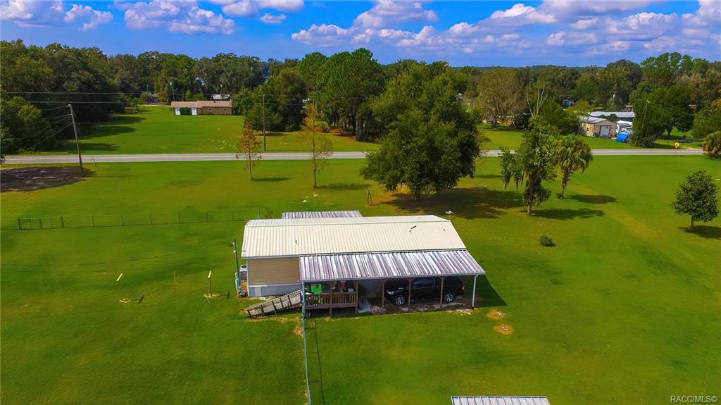 home for sale at 11581 Citrus Avenue, Crystal River, FL 34428 in Lake Rousseau