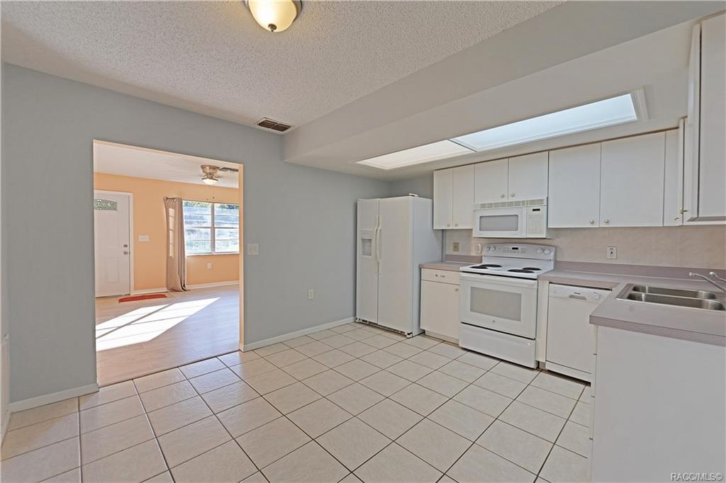 home for sale at 1150 N Fan Palm Point, Crystal River, FL 34429 in LaJolla Palms