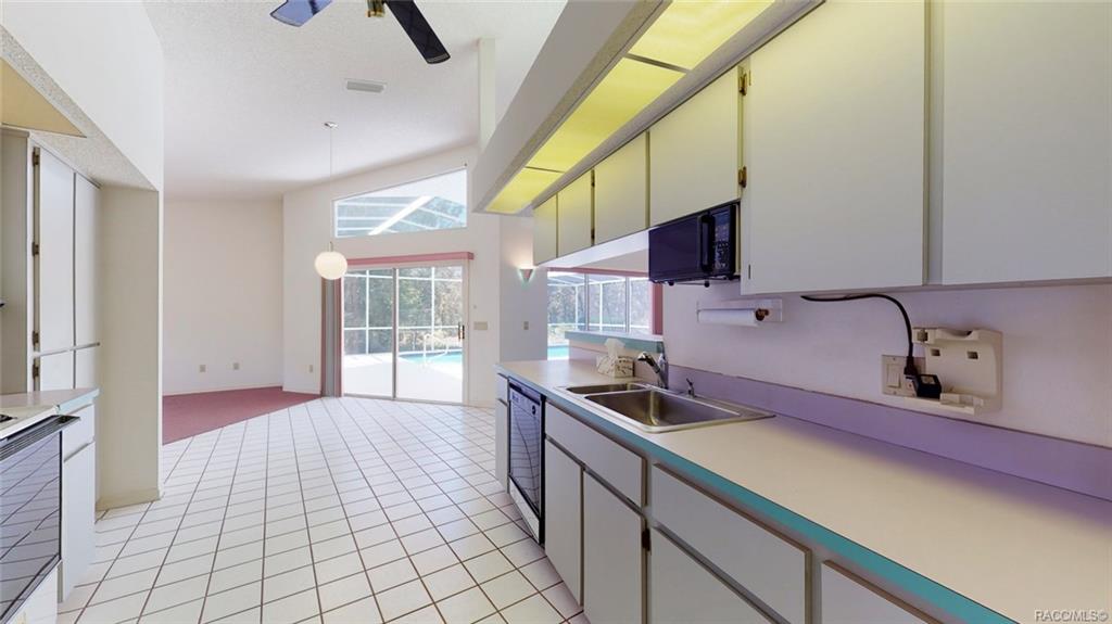 home for sale at 24 Sycamore Court W, Homosassa, FL 34446 in Sugarmill Woods