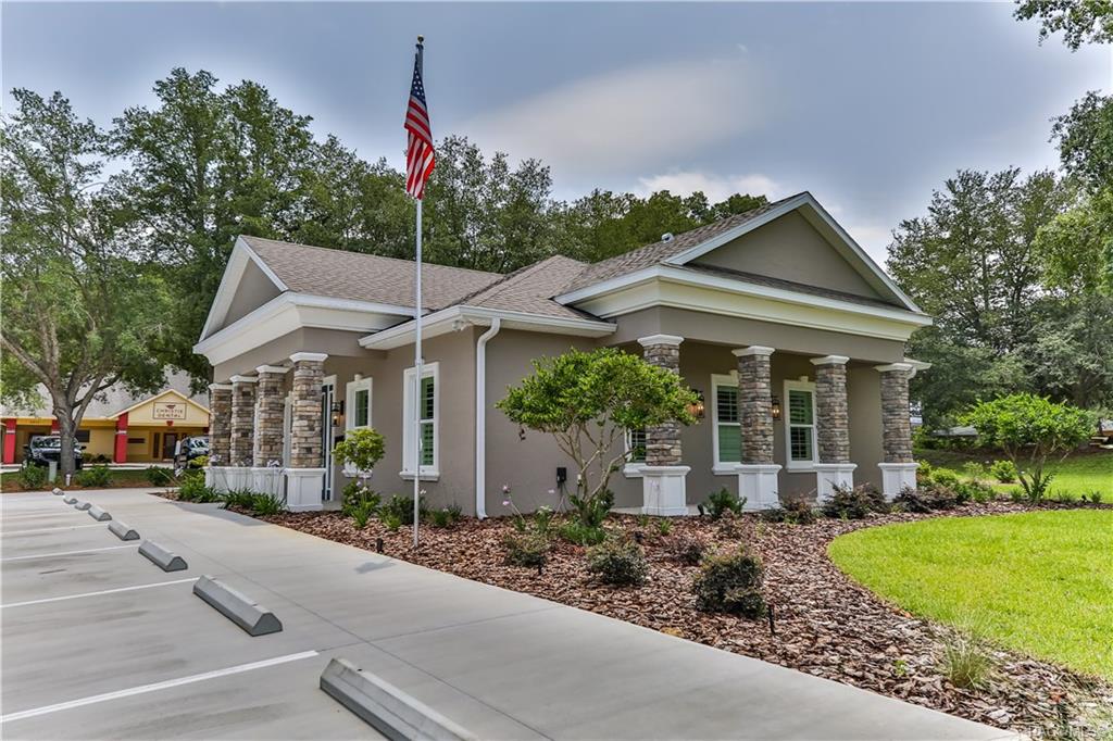 home for sale at 6001 W Nordling Loop, Crystal River, FL 34429 in Meadowcrest