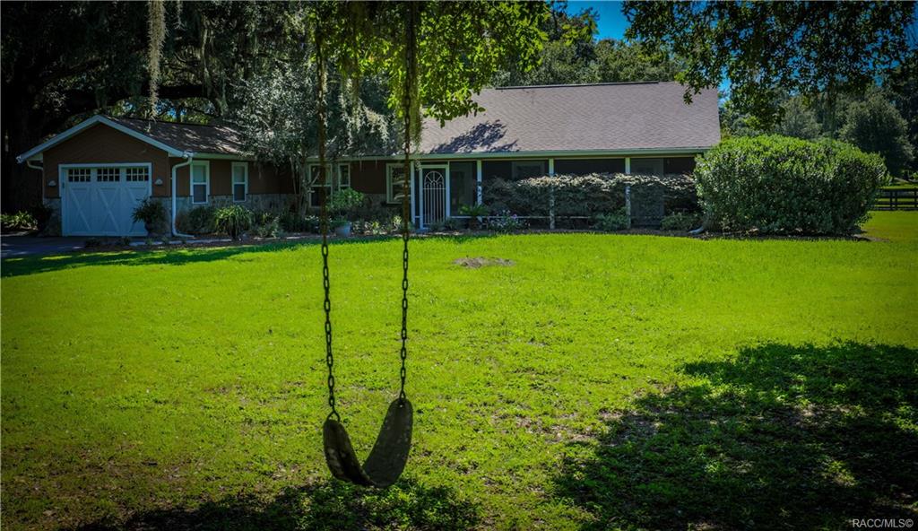 home for sale at 10218 E Trails End Road, Floral City, FL 34436 in Farms