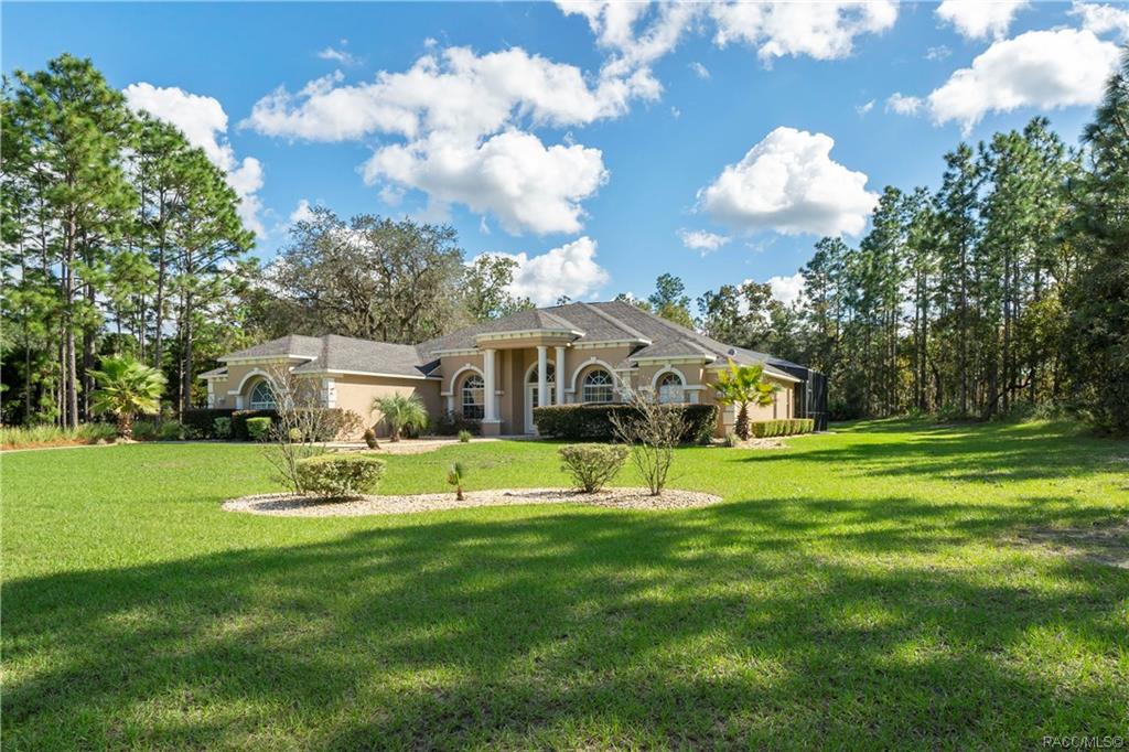 home for sale at 2552 W Axelwood Drive, Beverly Hills, FL 34465 in Pine Ridge