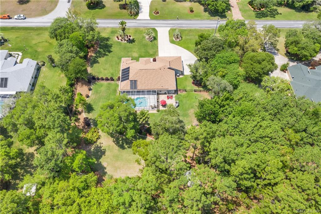 home for sale at 1981 W Tall Oaks Drive, Beverly Hills, FL 34465 in Pine Ridge