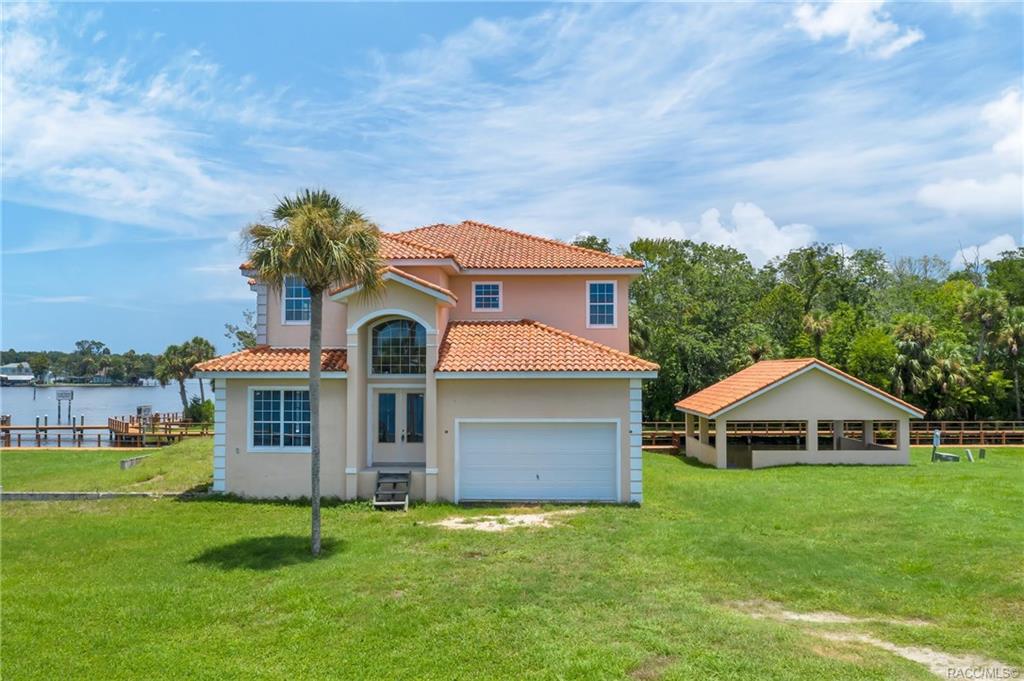 home for sale at 4711 S Amstel Drive, Homosassa, FL 34448 in Homosassa Cos Sub
